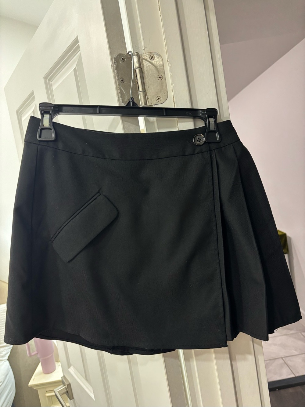 Rails Black Pleated Mini Skirt with Side Pocket